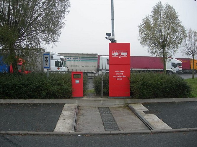 Borne de camping car Luant