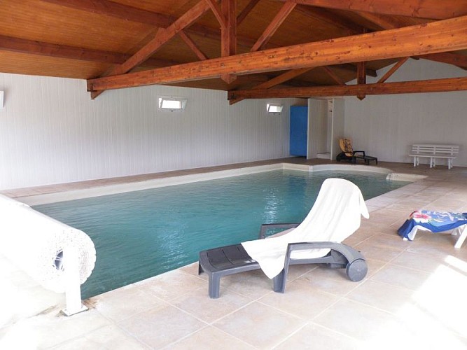 Piscine intérieure