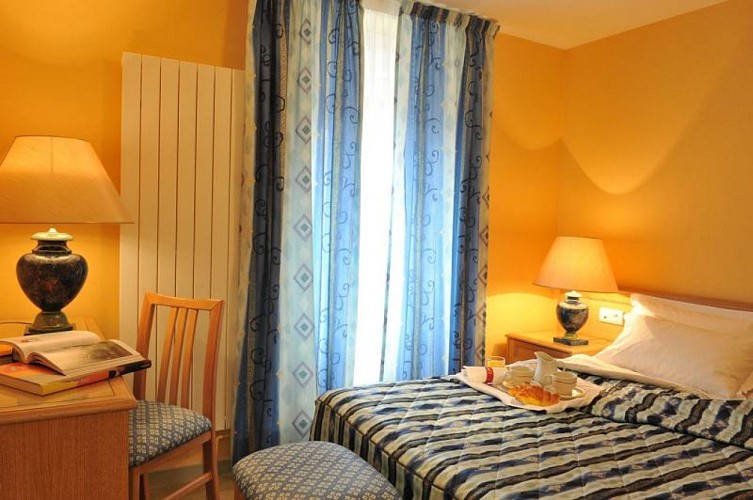 Le Continental Châteauroux HOTCEN0360020003