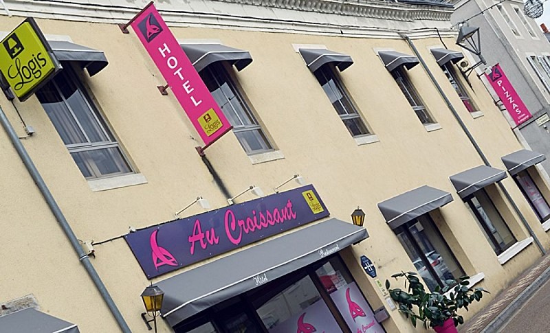 Au Croissant façade