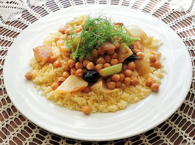 couscous-g0b4ae76c6_1920 (1)