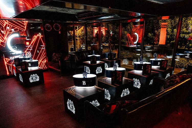 Carré Coast Biarritz Room#1 Salle avec vue sur la grande plage