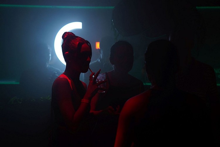 Carré Coast Biarritz Room#1 Bar à gin