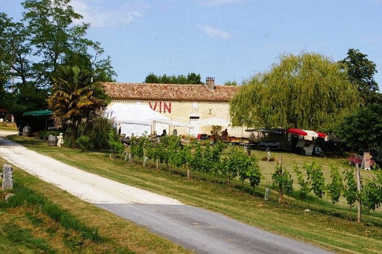 10448828_247144505479720_8609570429746473815_n