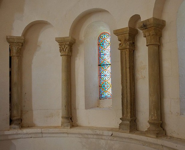 PERONNE colonnes pilastres et chapiteaux