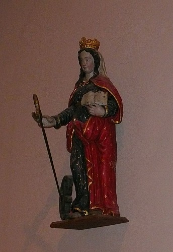 Statue Catherine d'Alexandrie église de Montbellet