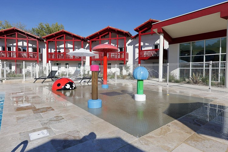 residence_nemea_urr_10. Aire de jeux d'eau - @Christophe Boury