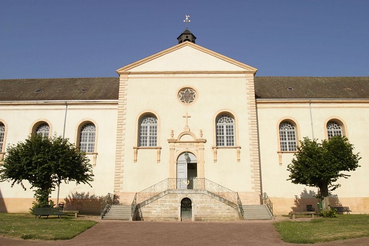 Façade-hôtel-dieu-web