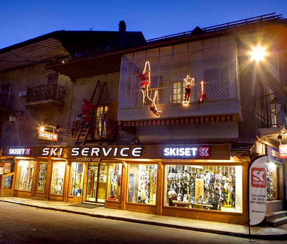 Ski Service Roland Gay Ski Set Village