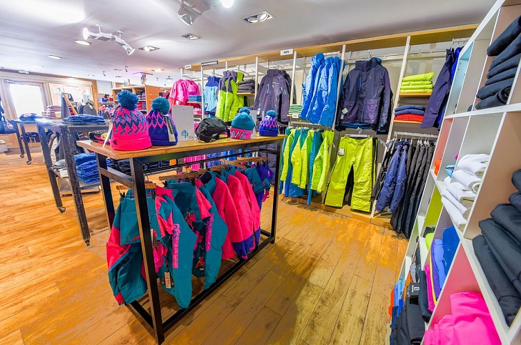 Sportgeschäft Netski Active Mountain "Go sport montagne - le Village de Lessy"