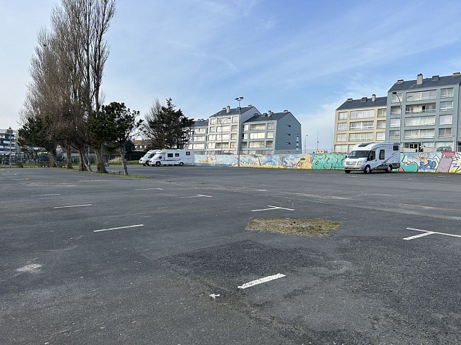 aire-camping-car-avenuecombattante-courseulles