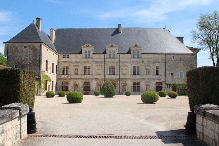 Château de Montbras