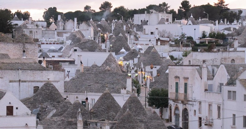 Visite guidée privée d'Alberobello et dégustation de fromages locaux - En français