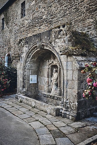 La fontaine Notre-Dame-d’entre-les-Portes