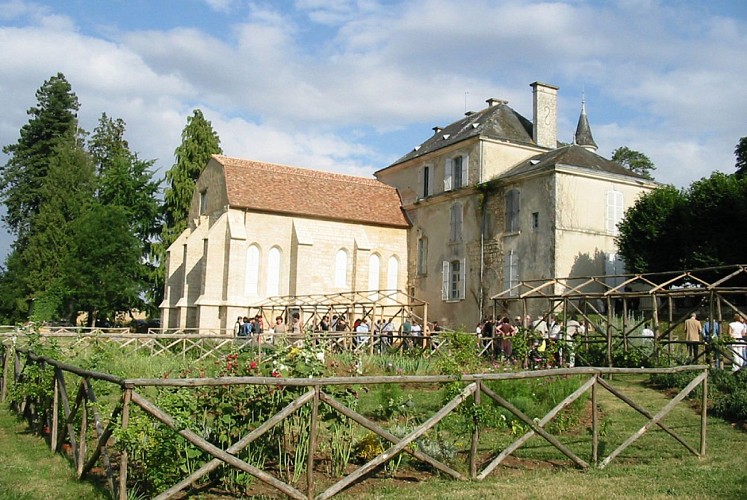 Maison du Tourisme du Civraisien en Poitou – Accueil Touristique de Valence-en-Poitou_2