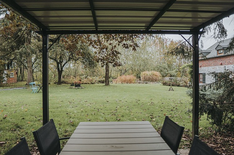 Garden at Gîte Taille à Genettes in Froichapelle