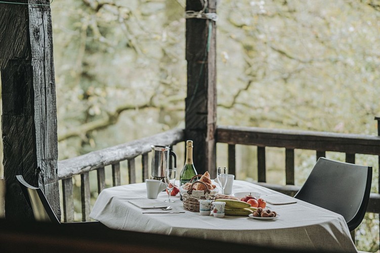 Frühstück in La Bergerie in Froidchapelle