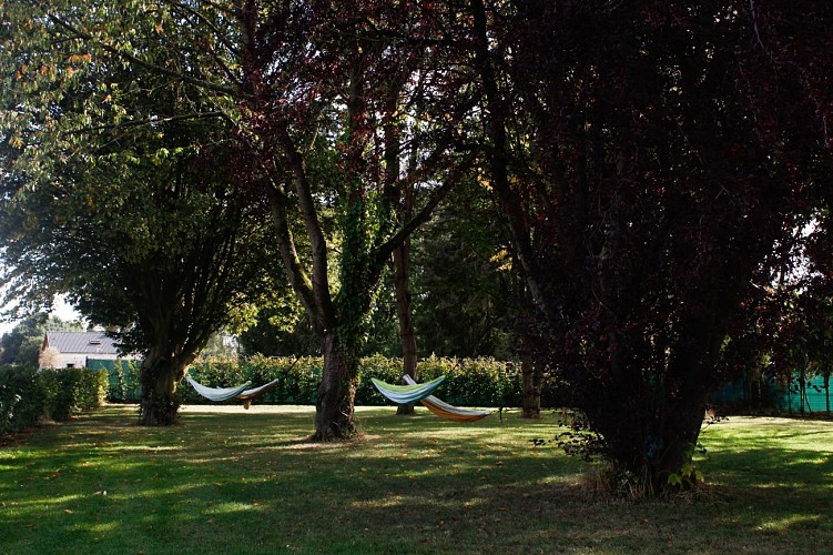 Garten die ferienunterkunft Le Château de Frankie in Erquelinnes