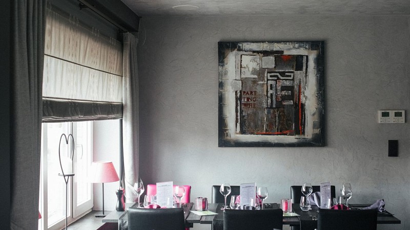 Salle du restaurant Le Mistral à Philippeville
