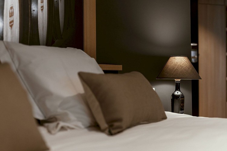 Bedroom of Auberge de Poteaupré in Chimay