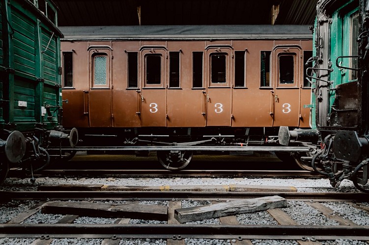Locomotive de tram au Musée du Chemin de fer à vapeur à Viroinval