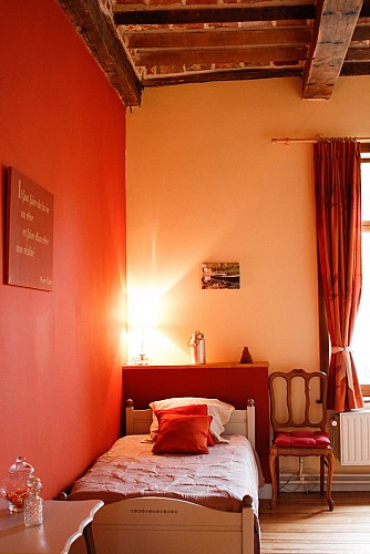 Bedroom at Au Crapaud Charmant in Merbes-le-Château