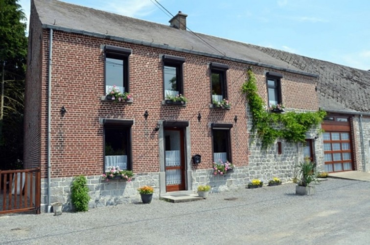 Près du bois/façade