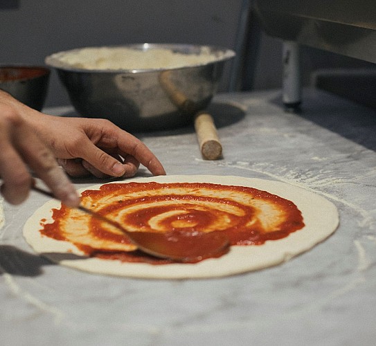 Pizza at the restaurant La Moda in Walcourt