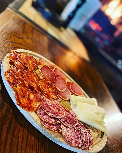 472572856_1118899176911952_1068443808058142147_n