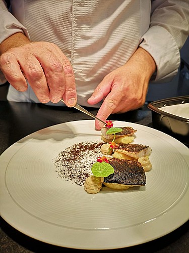 370004542_1043833060079202_3590456146415908211_n