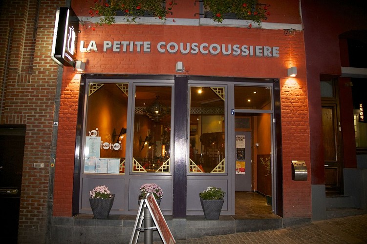 165590_lapetitecouscoussiere-facade-mons