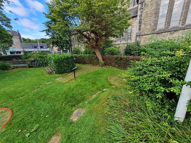 Mini golf - Commune de Profondeville (5)