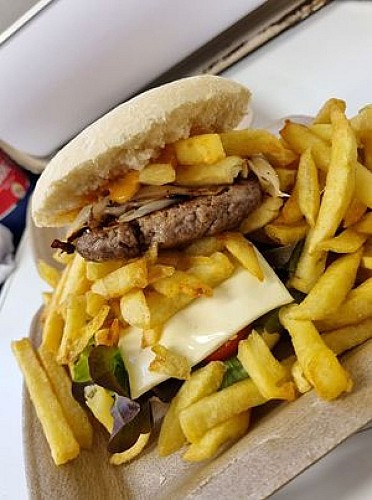 214715530_256852232910331_4346805090396111830_n