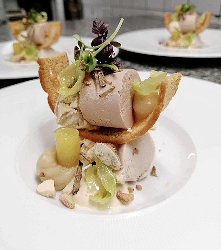 409622975_336730798995786_3829472480341172044_n