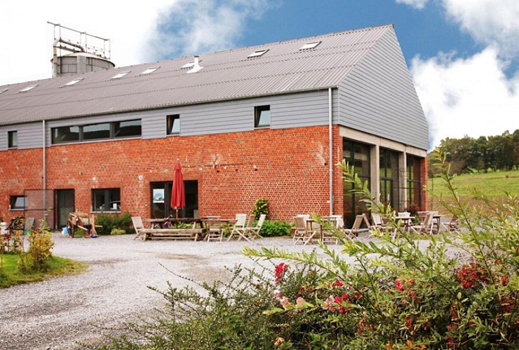 Ferme-bourgade-heure