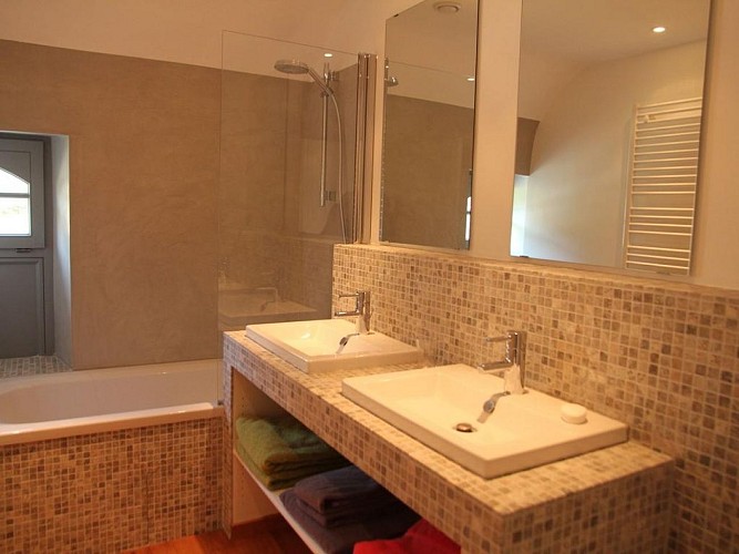 Le Vieux Tilleul salle de bain