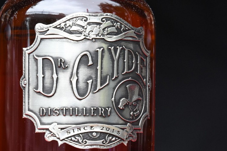 Distillerie "Dr Clyde'spirits" - Ecusson bouteille de Rum