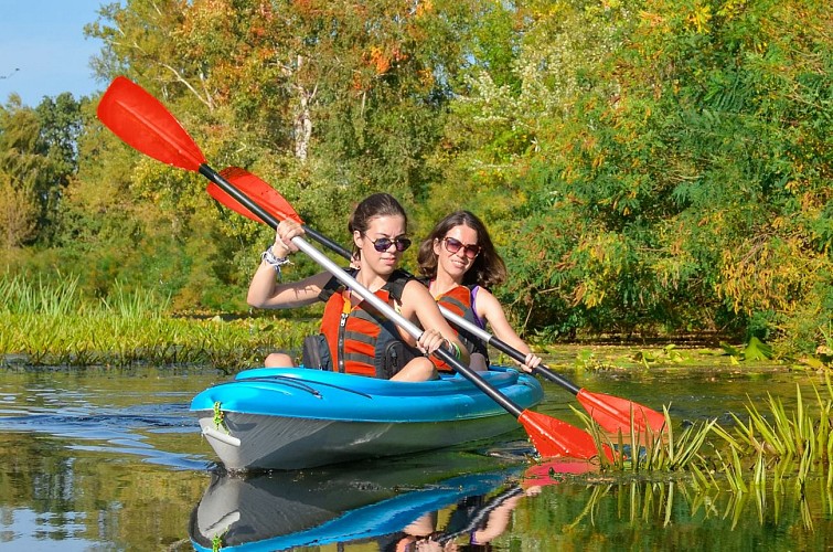 Kayak Filles et gilets - Domaine de palogne