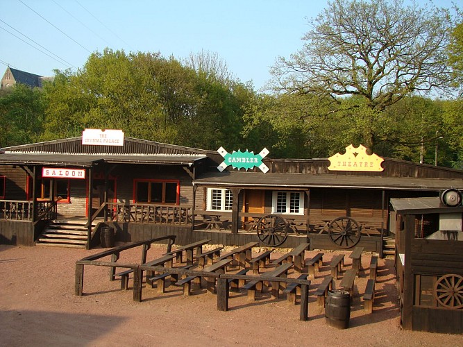 Western city extérieur