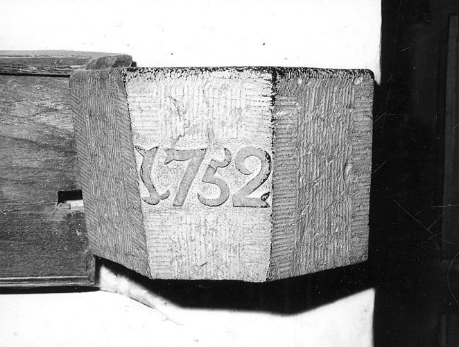 Stoumont - Chapelle Sainte-Anne - bénitier de 1752