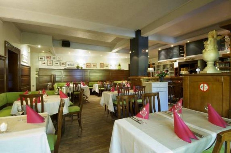 Restaurant bruels 08 01 b5bbb6b59d