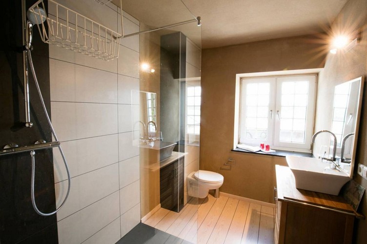 Amel b b gut eidt 13 c gut eidt