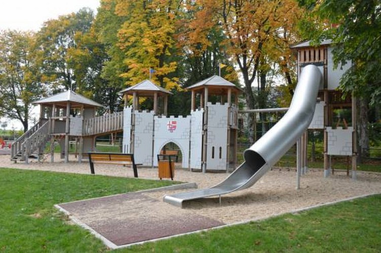 17.09.26.bu.spielplatz.4344