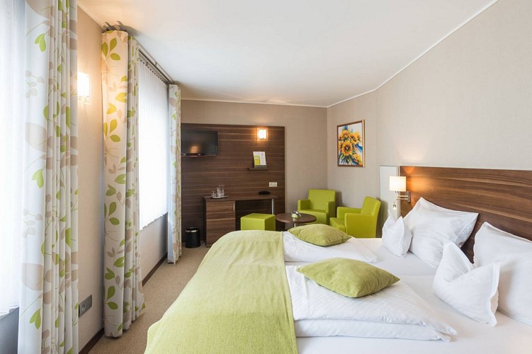 Hotel pip margraff 04 c d.ketz ostbelgien.eu