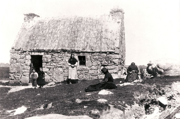 Maison du tisserand à Locqueltas