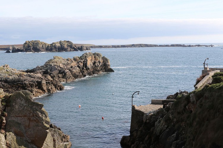 Le port de Bouguezen