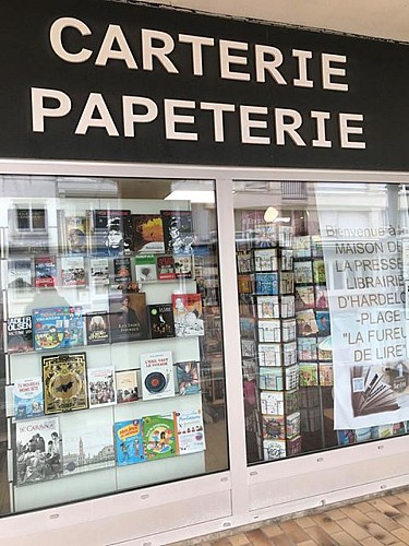 LA FUREUR DE LIRE