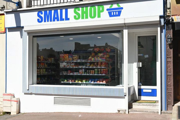 SMALL SHOP