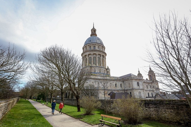 BASILIQUE NOTRE-DAME DE BOULOGNE