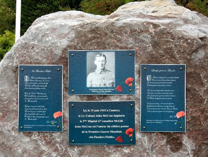 Stèle John McCrae